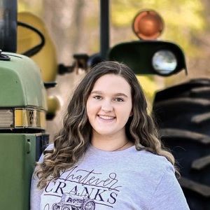 Meet your Posher, Savannah